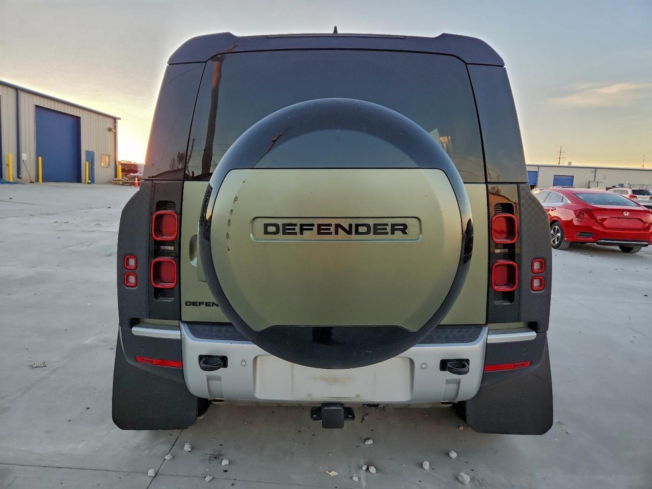 2024 Land Rover Defender 110 S VIN: SALEJEEU5R2259590 Lot: 96603545