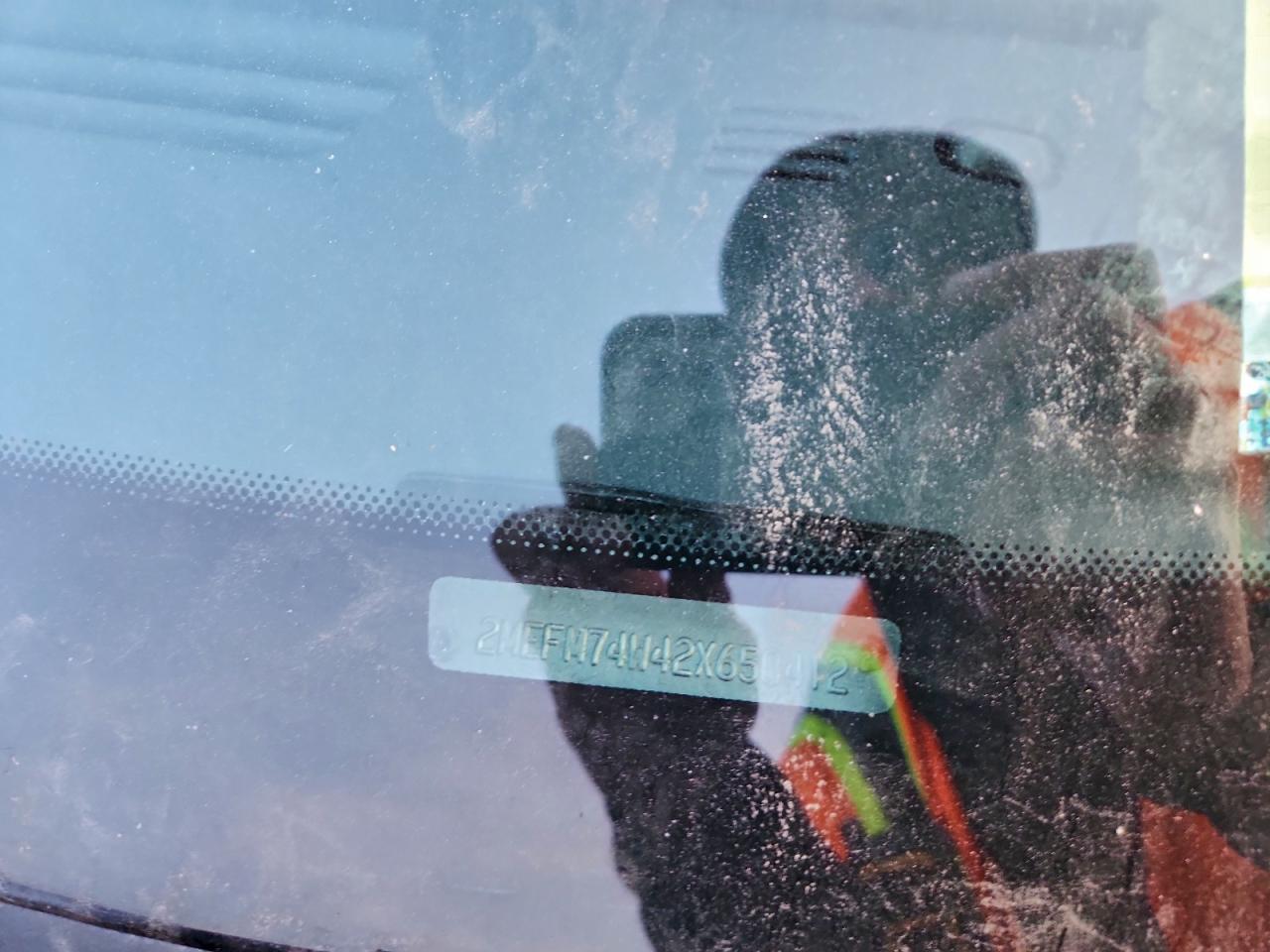 2002 Mercury Grand Marquis Gs VIN: 2MEFM74W42X650412 Lot: 93429925