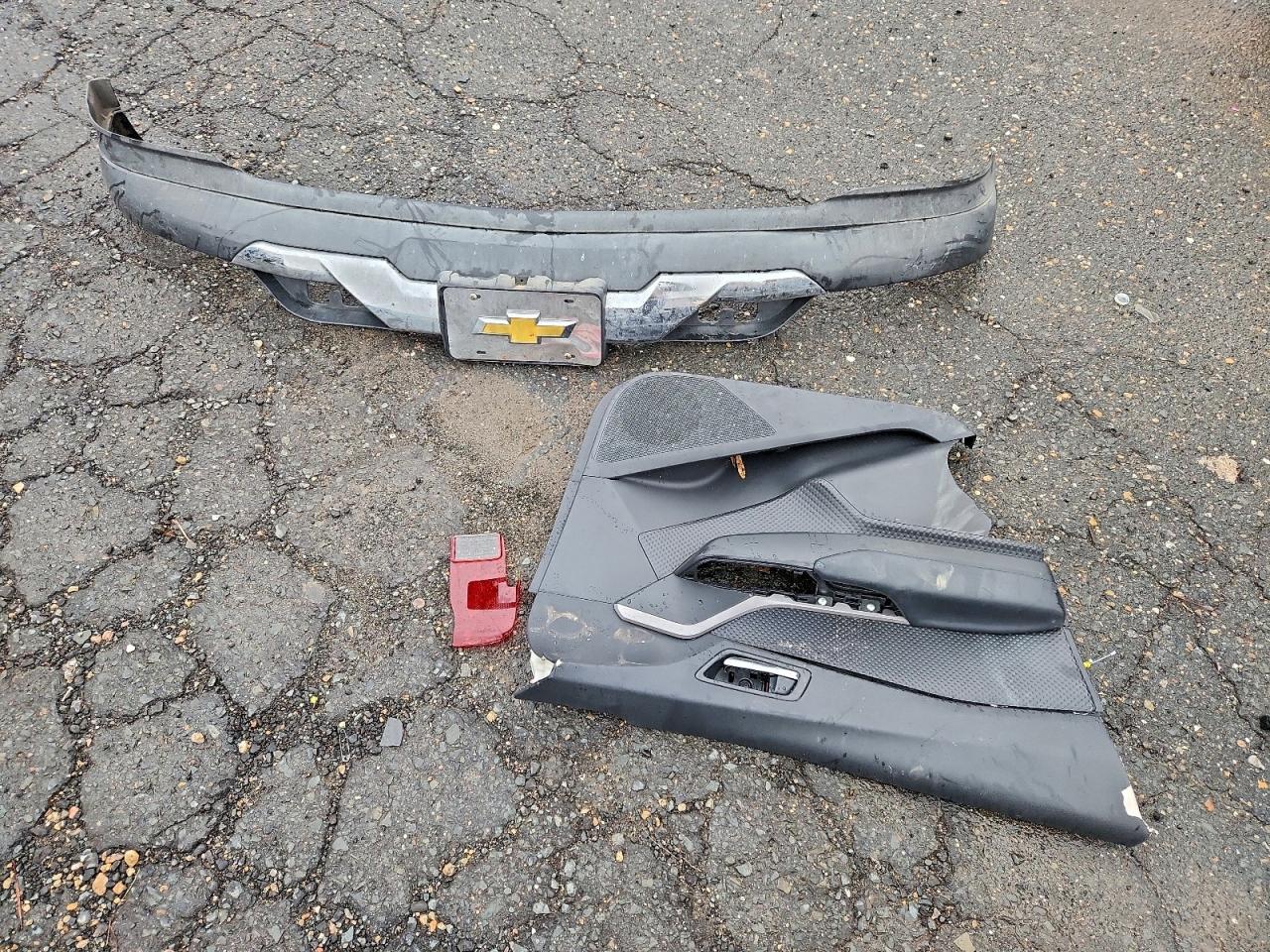 2016 Chevrolet Silverado K1500 Lt VIN: 3GCUKREC0GG379591 Lot: 94630335