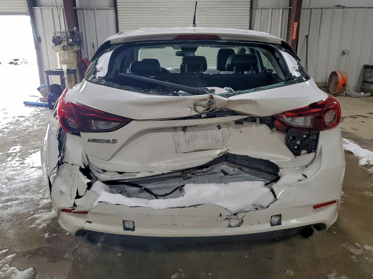 2018 Mazda 3 Touring VIN: 3MZBN1L34JM202843 Lot: 96408005