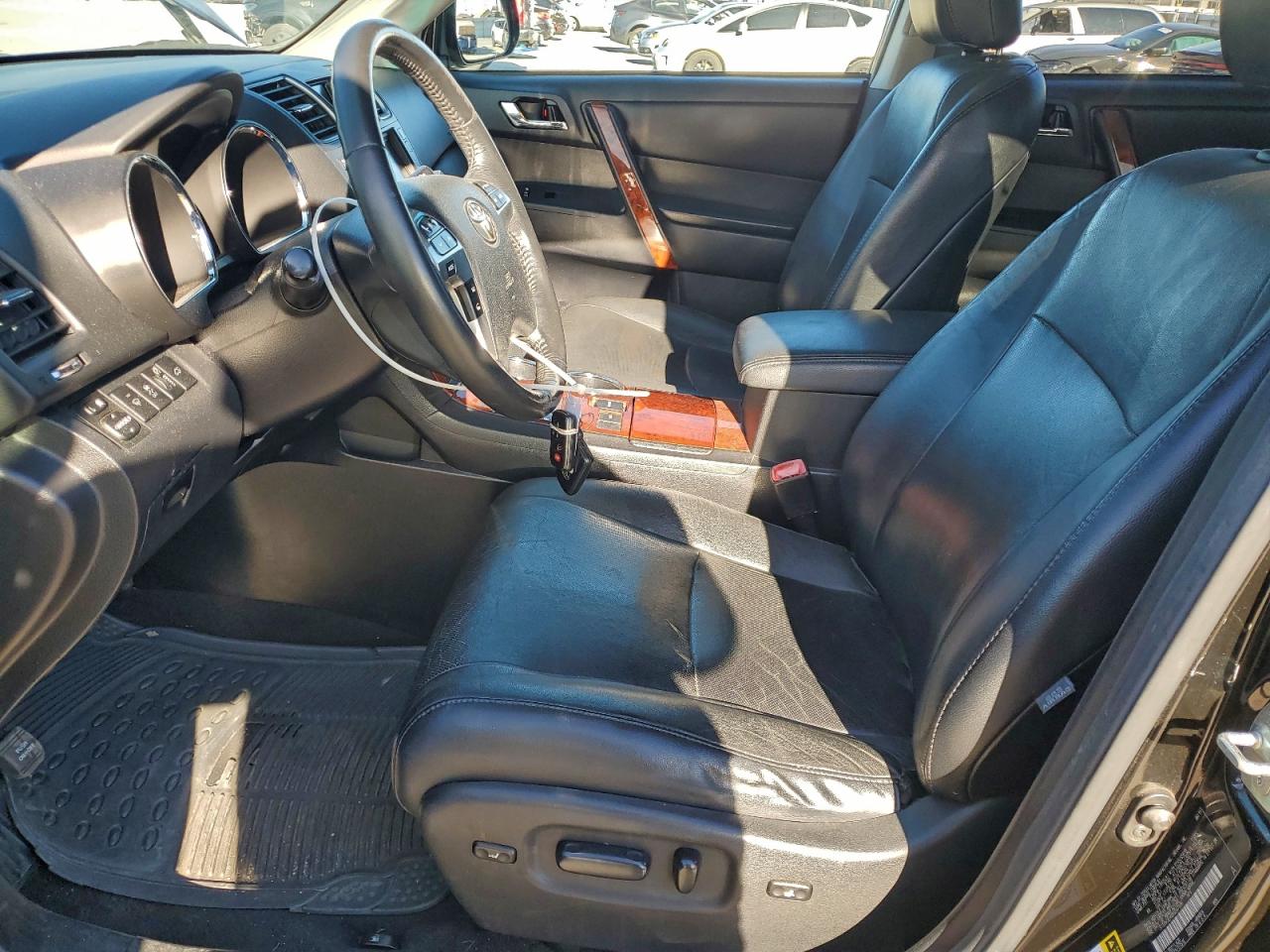 2011 Toyota Highlander Limited VIN: 5TDYK3EHXBS047906 Lot: 95511095