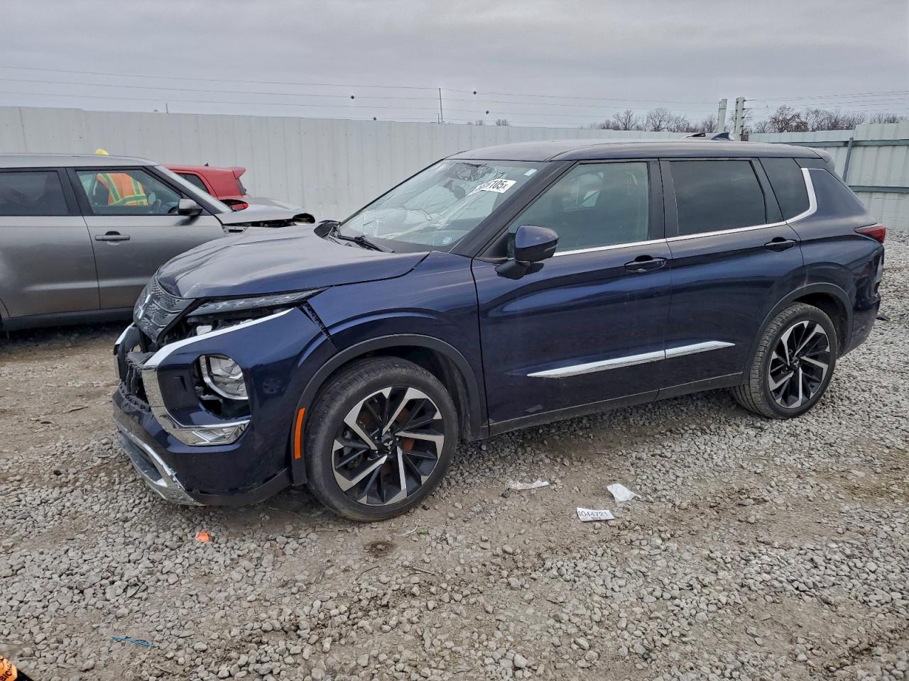 2022 Mitsubishi Outlander Se