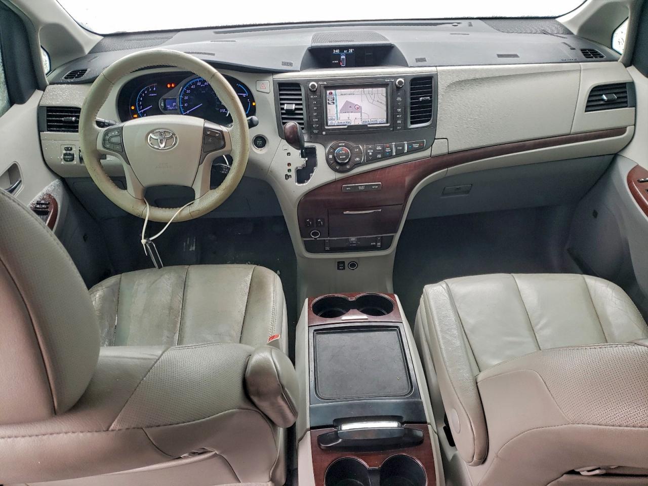 2012 Toyota Sienna Xle VIN: 5TDDK3DC6CS046130 Lot: 94229115