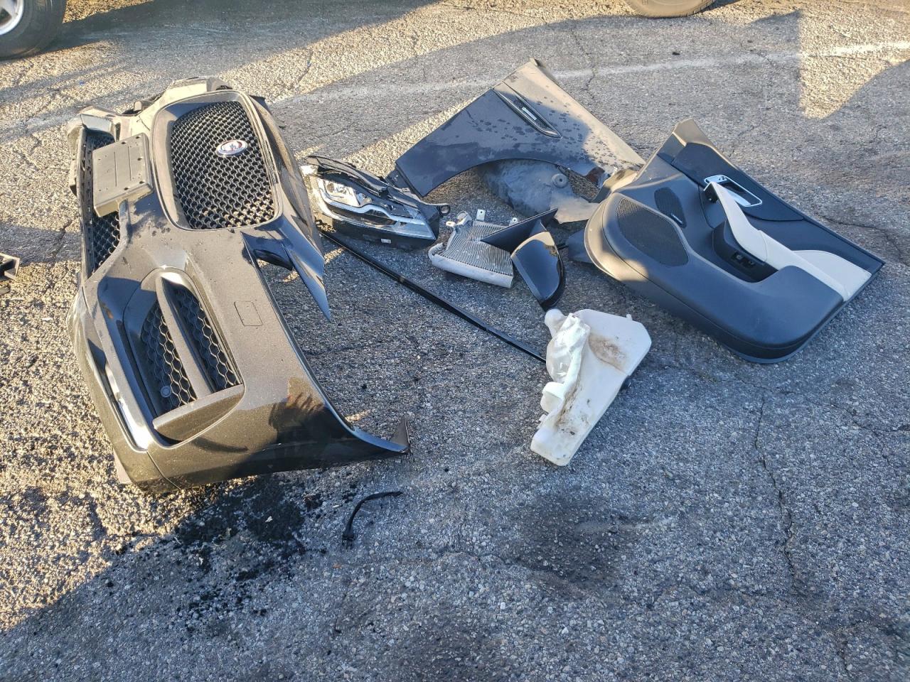 2020 Jaguar F-Pace R - Sport VIN: SADCL2GX6LA627615 Lot: 94091075