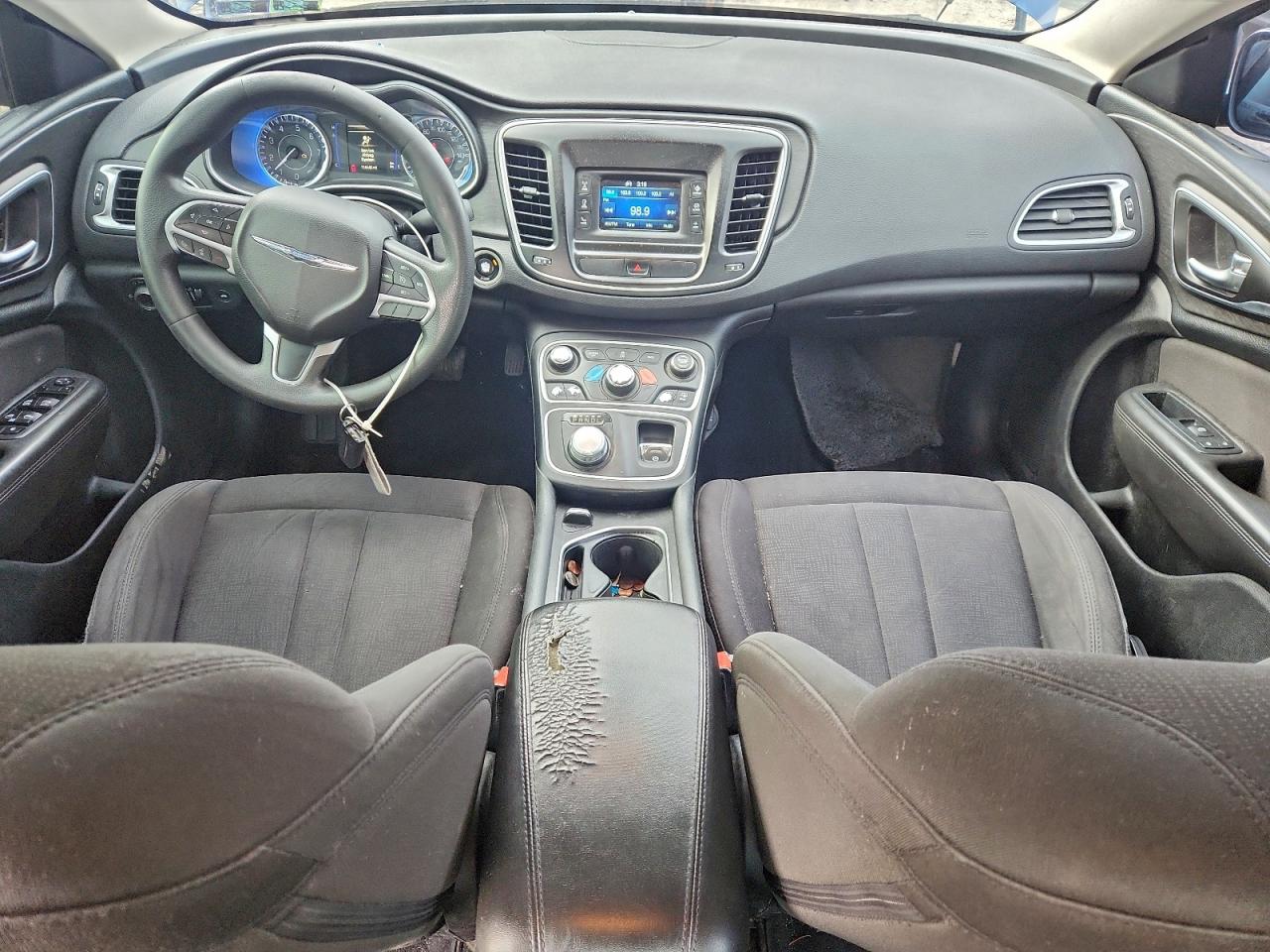 2015 Chrysler 200 Limited VIN: 1C3CCCAB2FN730921 Lot: 95464875