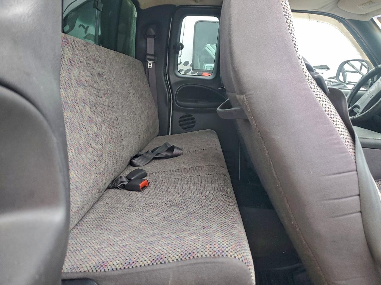 1998 Dodge Ram 3500 VIN: 1B7MC3363WJ173315 Lot: 94360985