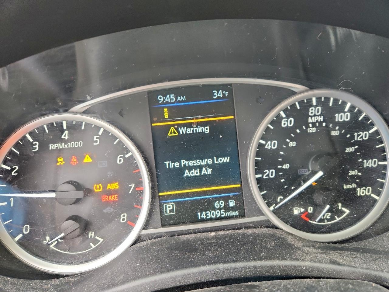 2019 Nissan Sentra S VIN: 3N1AB7AP9KY352640 Lot: 94495895