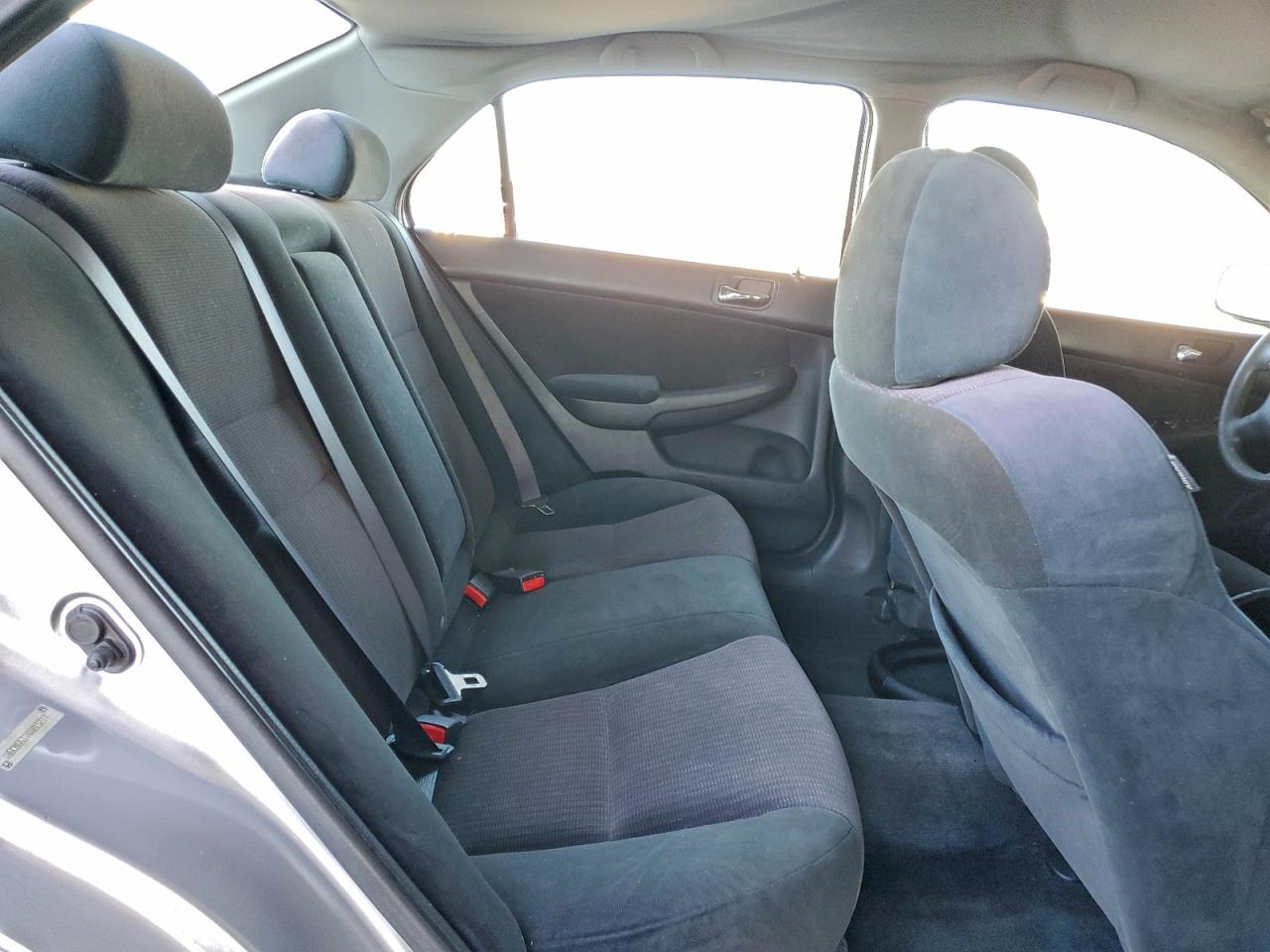 2004 Honda Accord Lx VIN: 1HGCM66374A015277 Lot: 96373115