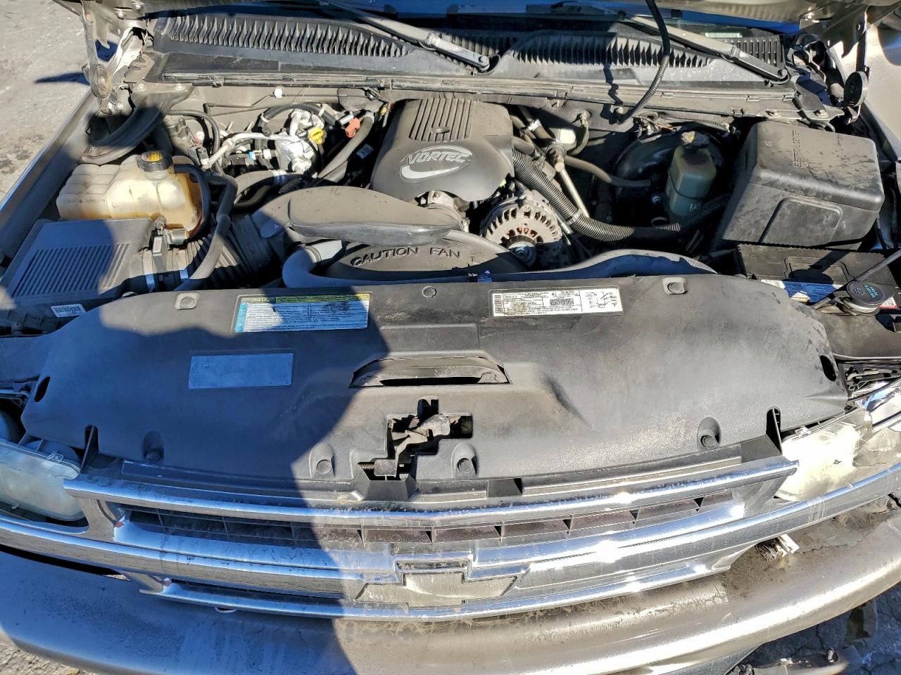 2001 Chevrolet Tahoe C1500 VIN: 1GNEC13T81J154080 Lot: 94803305