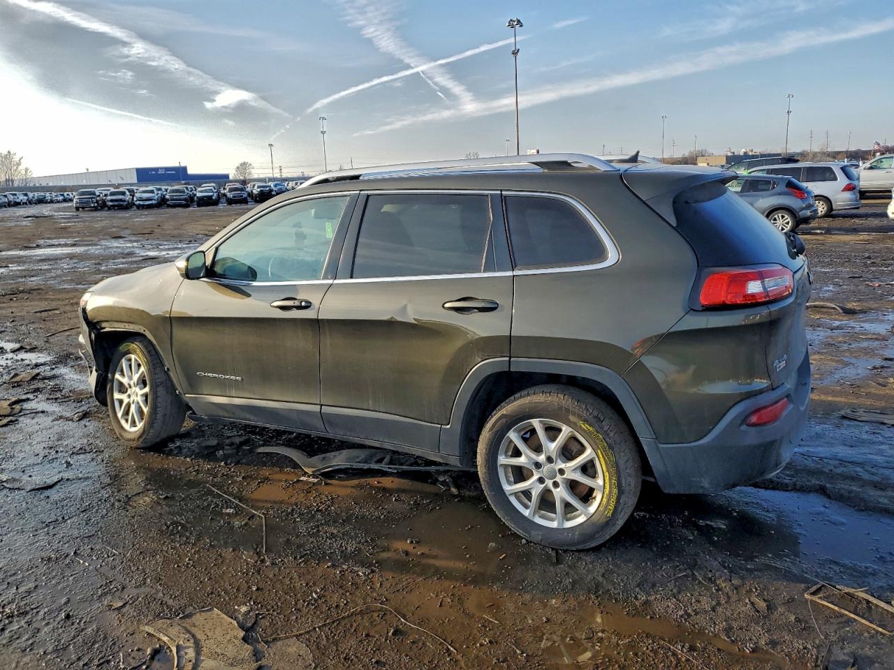 2015 Jeep Cherokee Latitude VIN: 1C4PJMCB3FW502555 Lot: 97492575