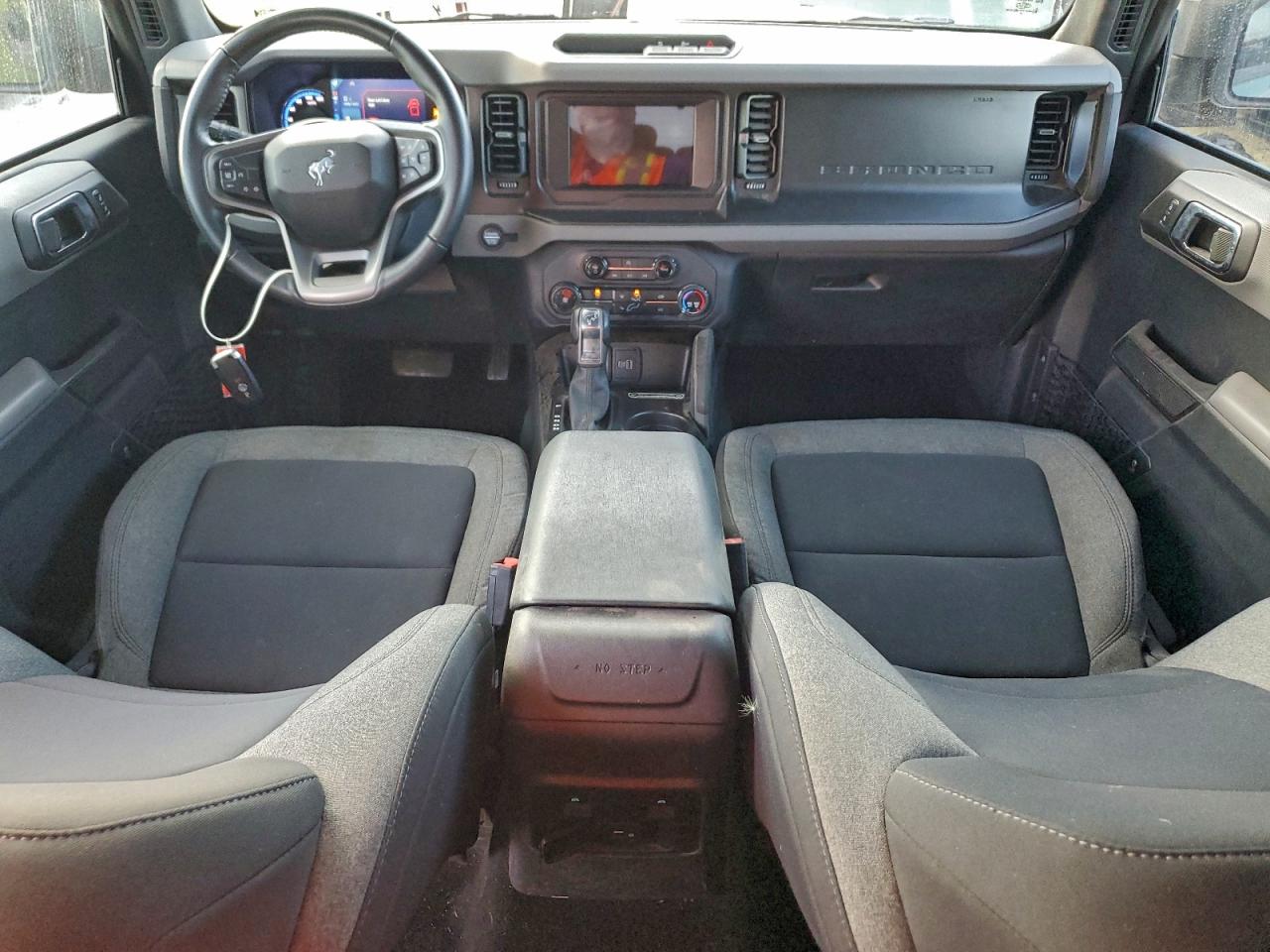 1FMDE5BH7NLB15005 2022 Ford Bronco Base