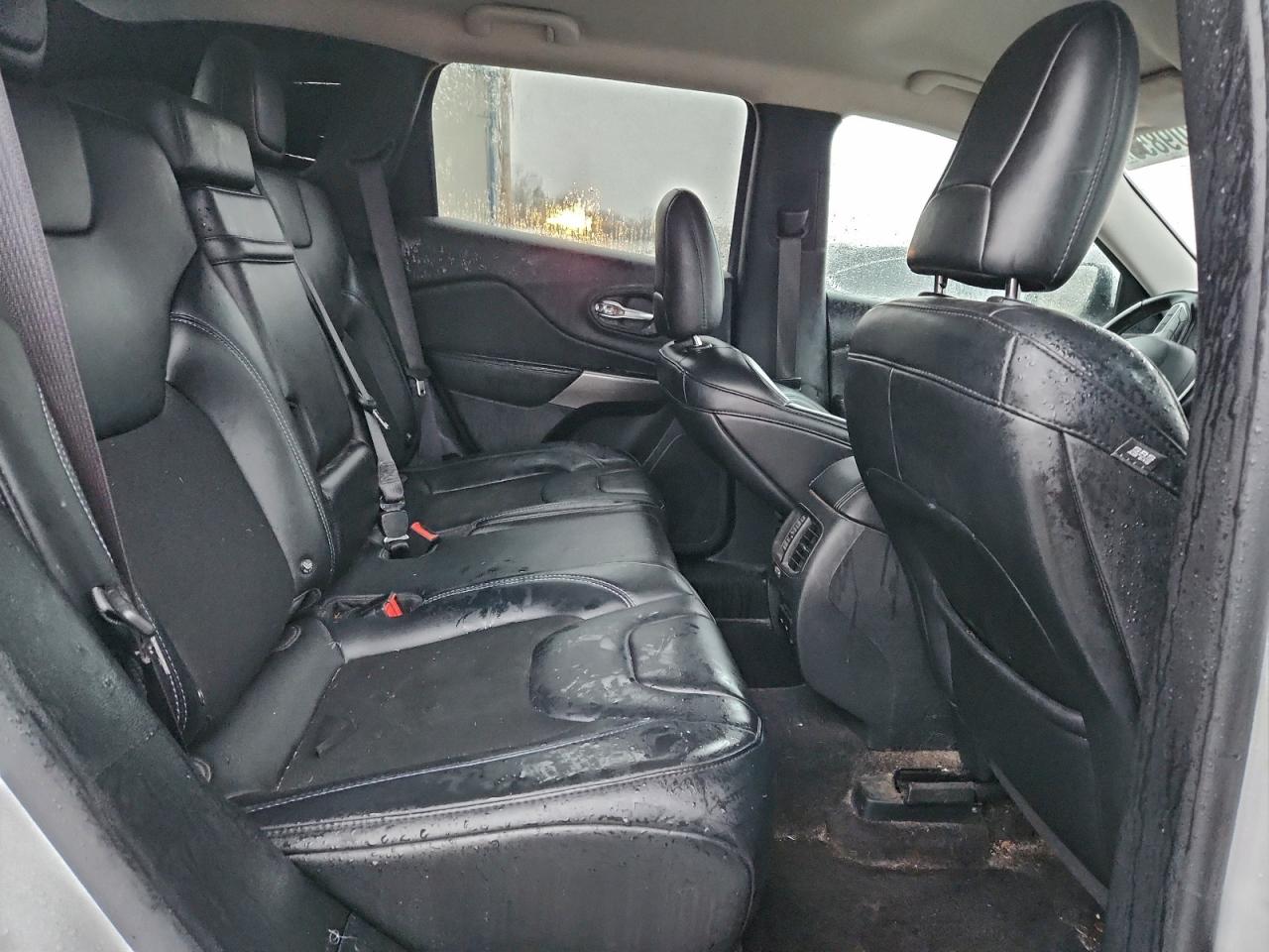 2019 Jeep Cherokee Latitude Plus VIN: 1C4PJLLX1KD144562 Lot: 94709855