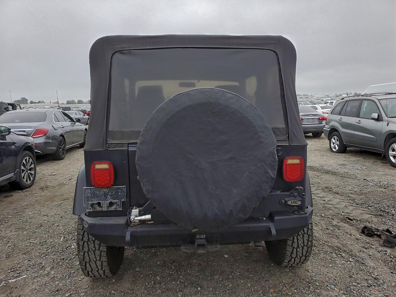 1987 Jeep Wrangler Laredo VIN: 2BCCL814XHB518956 Lot: 97137345