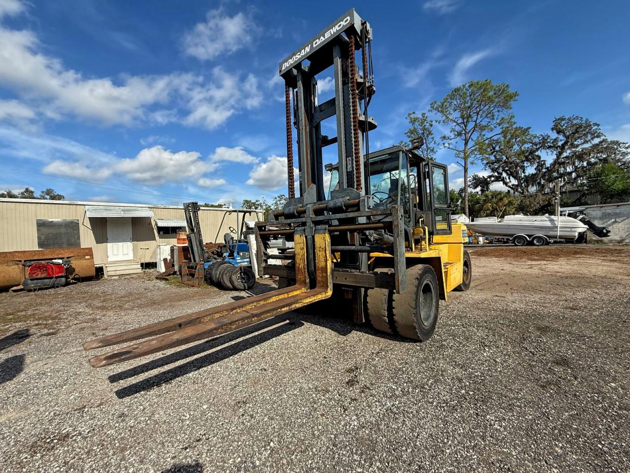 2006 Doos Other - Cushion Tire Or Pneumatic Forklift VIN: F3-00183 Lot: 98265945