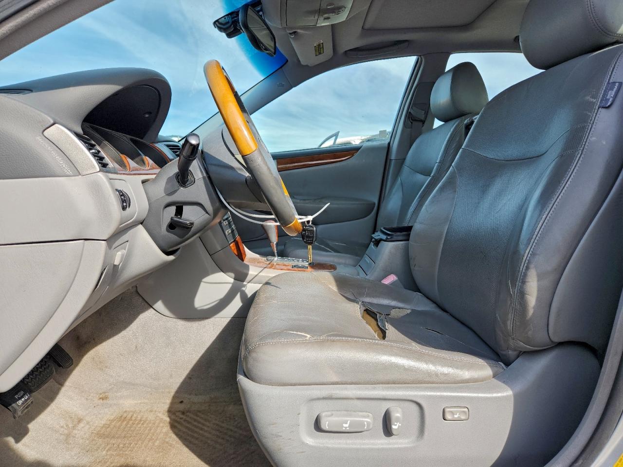 2005 Lexus Es 330 VIN: JTHBA30G355058620 Lot: 94544755