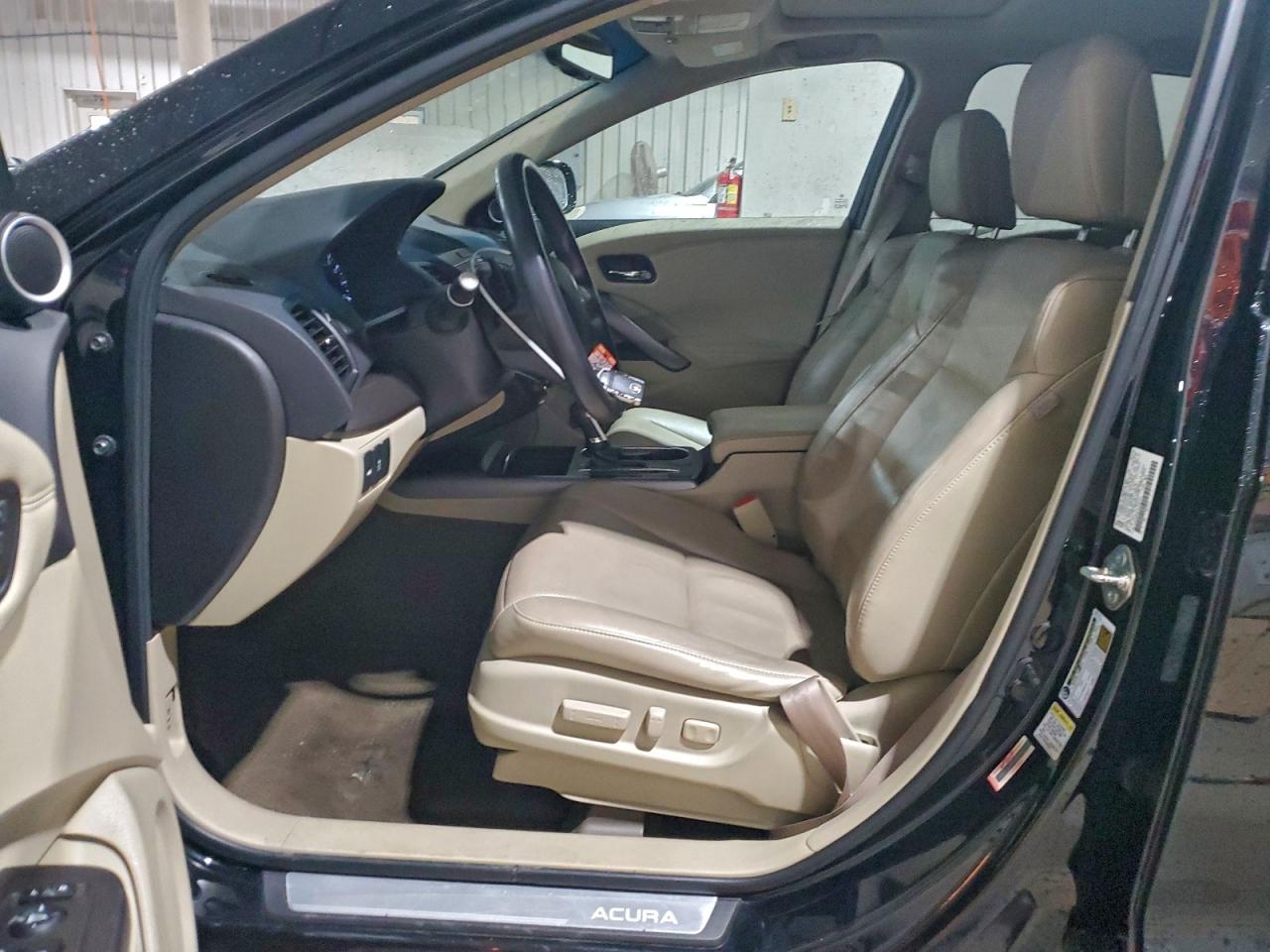 Фото: 5J8TB4H51FL028770