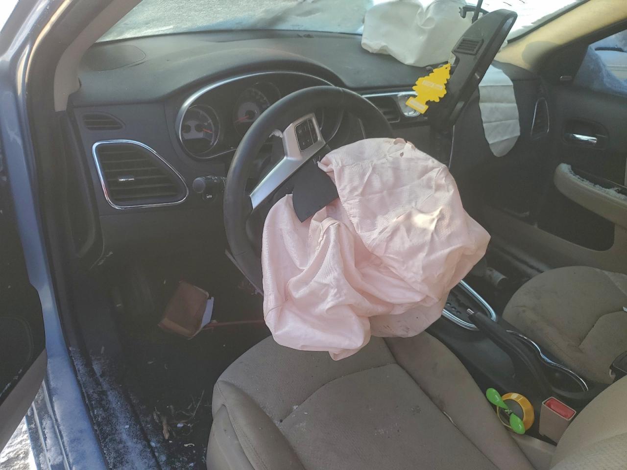 2013 Chrysler 200 Limited VIN: 1C3CCBCG0DN533570 Lot: 94967945