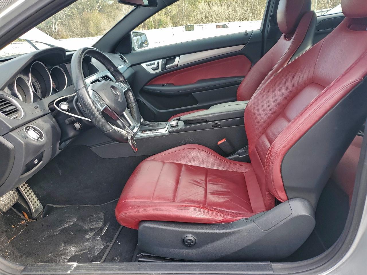 2015 Mercedes-Benz C 250 VIN: WDDGJ4HB1FG401037 Lot: 95321445