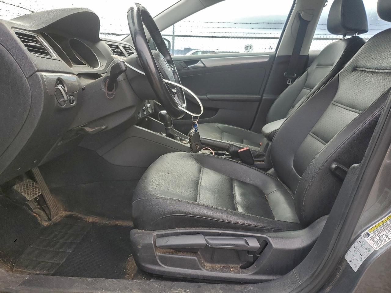 2018 Volkswagen Jetta Se VIN: 3VWDB7AJ9JM255592 Lot: 95023245