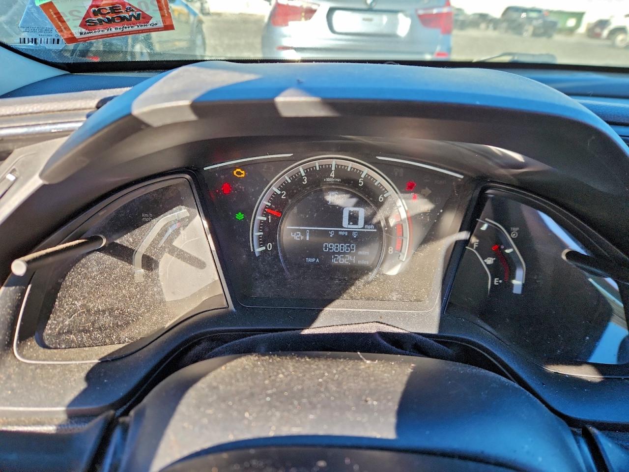 2018 Honda Civic Lx VIN: 2HGFC2F5XJH604833 Lot: 96681665