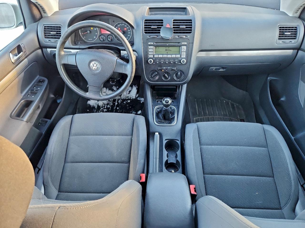 2008 Volkswagen Rabbit VIN: WVWCA71K18W071882 Lot: 94256265