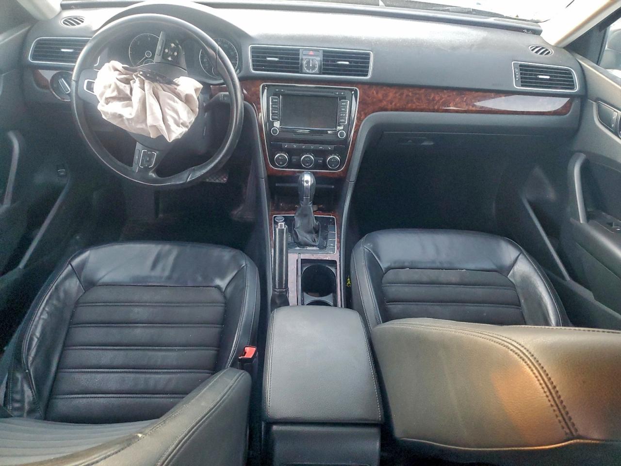 2012 Volkswagen Passat Sel VIN: 1VWCN7A33CC079552 Lot: 92921245