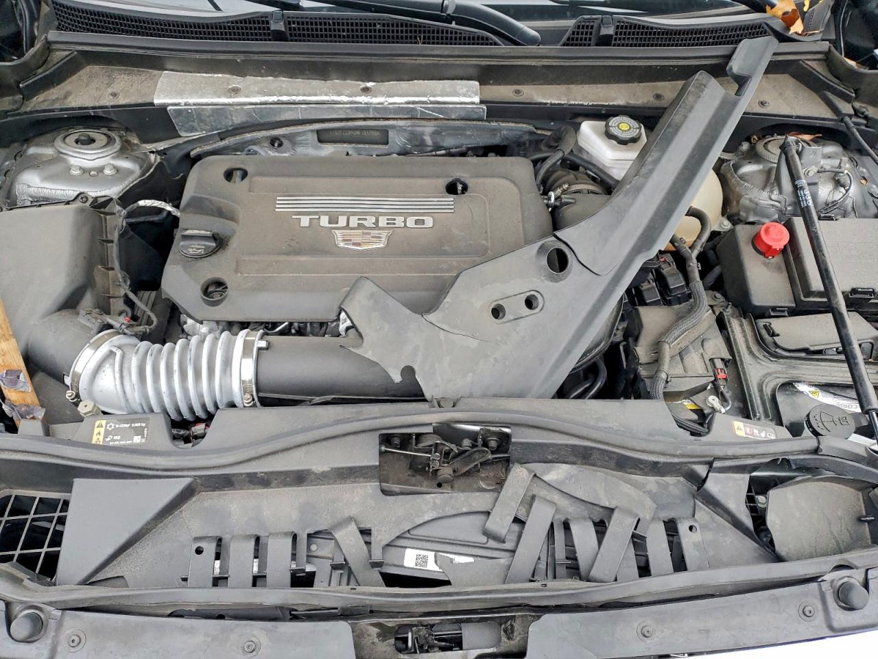 2024 Cadillac Xt4 Premium Luxury VIN: 1GYFZCR40RF151755 Lot: 95411065