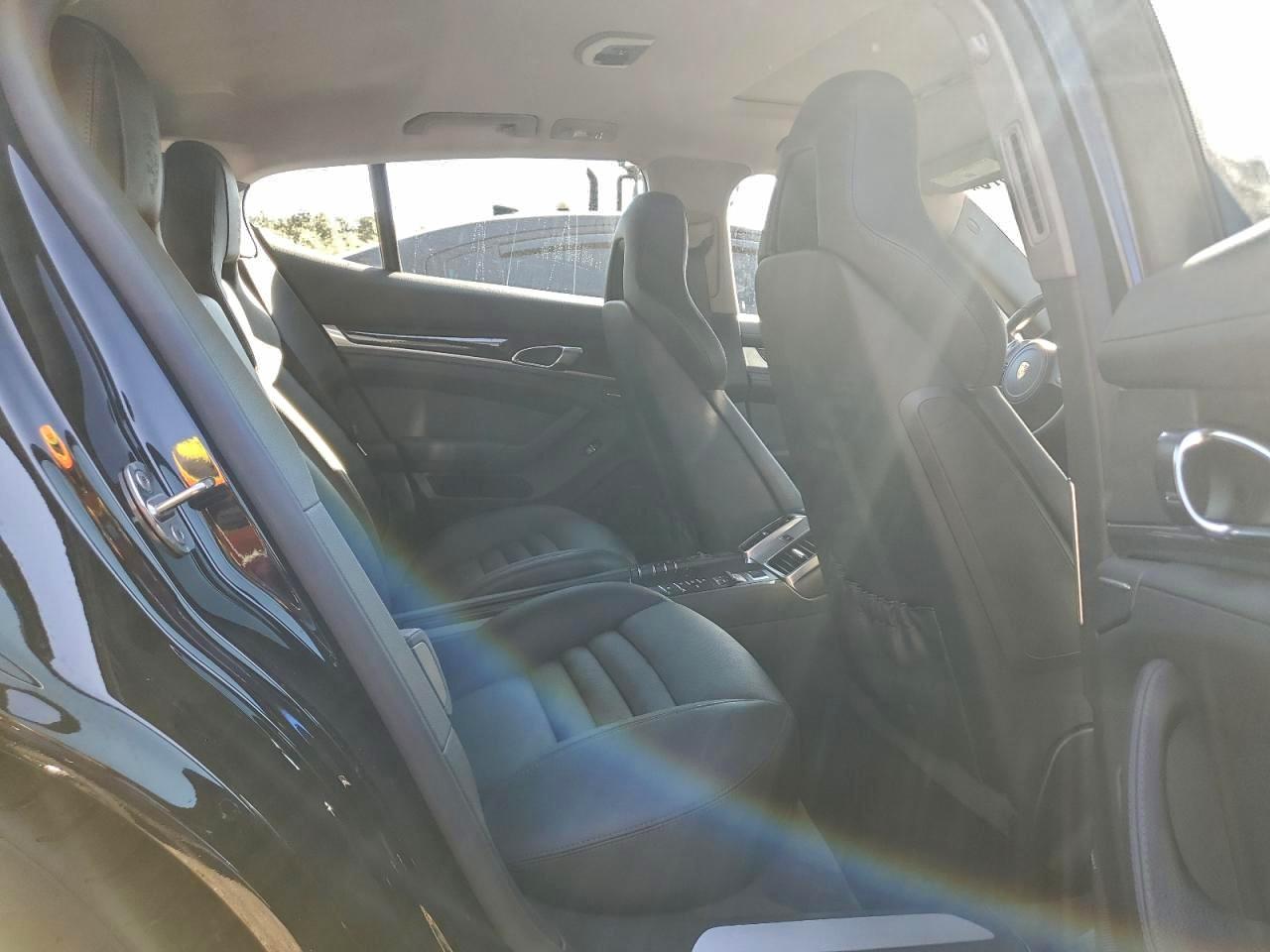 2016 Porsche Panamera 2 VIN: WP0AA2A72GL004035 Lot: 95741125