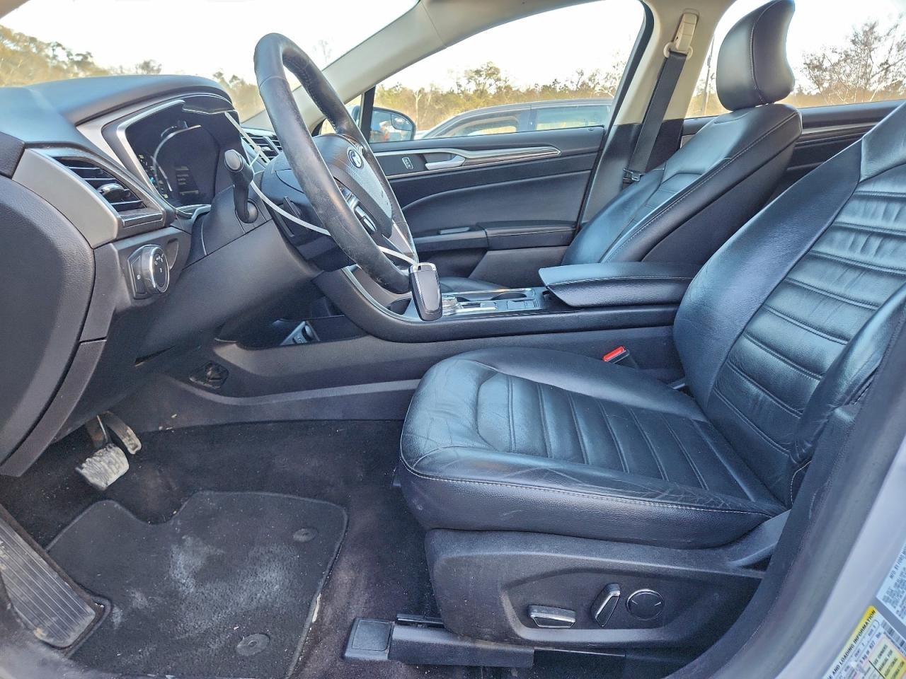 2017 Ford Fusion Se VIN: 3FA6P0HDXHR341842 Lot: 95253905