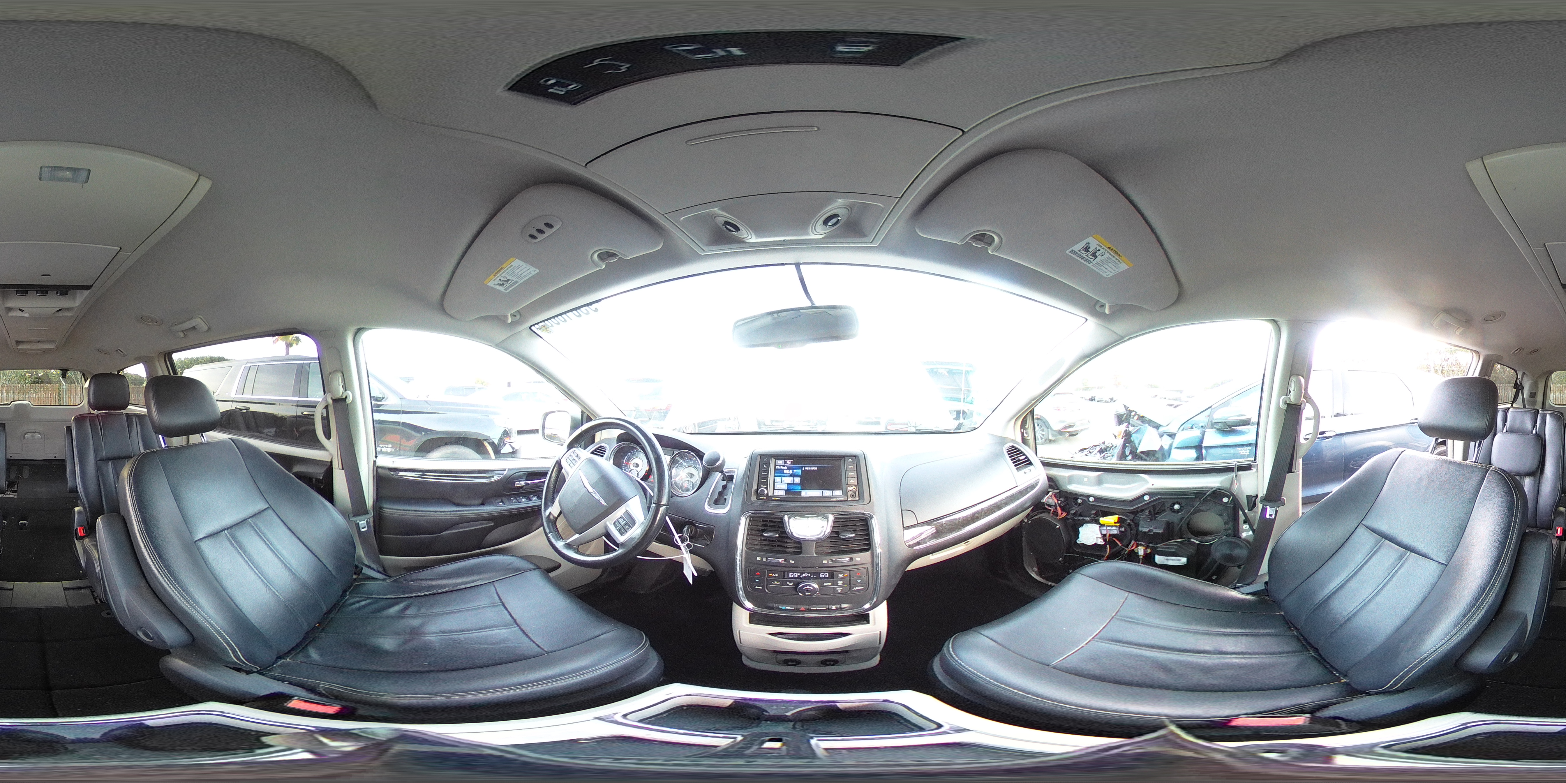 2014 Chrysler Town & Country Touring VIN: 2C4RC1BG3ER211012 Lot: 95010005