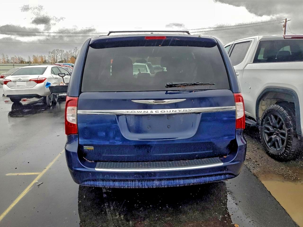 2014 Chrysler Town & Country Touring VIN: 2C4RC1BG1ER396869 Lot: 94832185