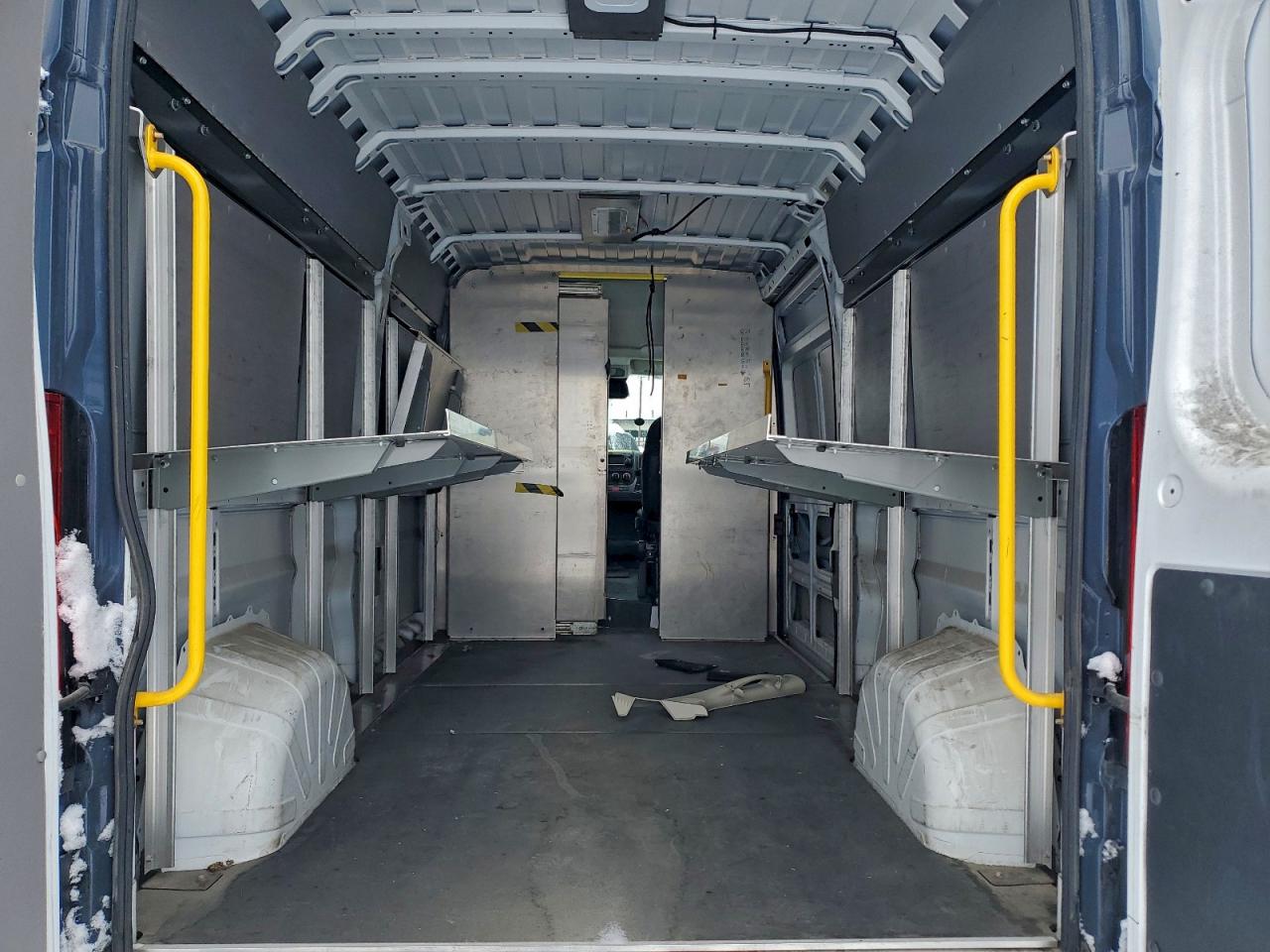 2018 Ram Promaster 2500 High Roof 159 Wb VIN: 3C6TRVDG5JE160768 Lot: 85439755