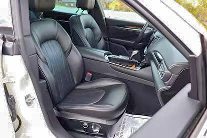  MASERATI LEVANTE MO 2022 Белы