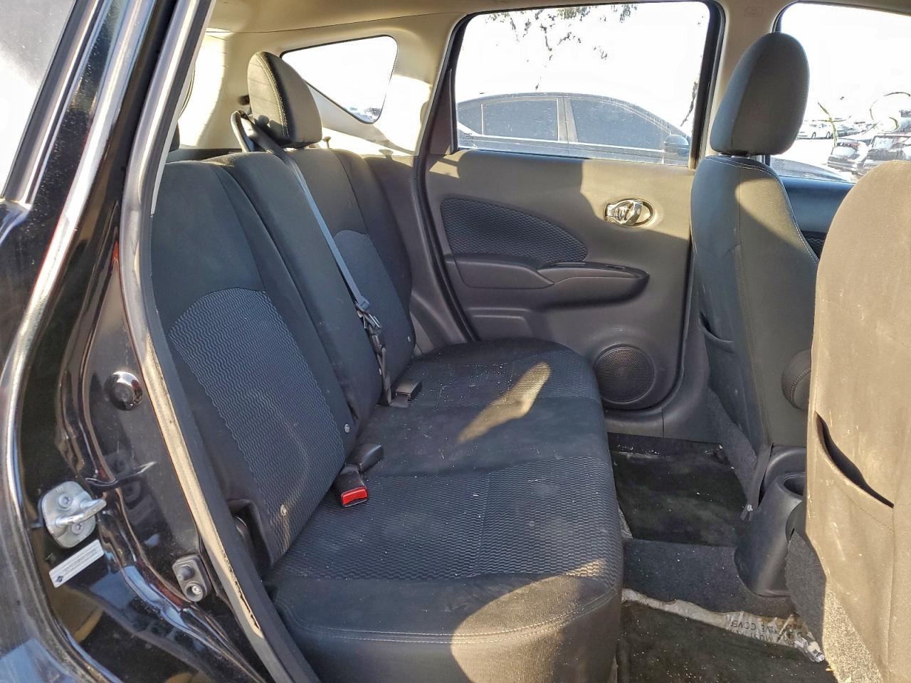 2015 Nissan Versa Note S VIN: 3N1CE2CP1FL370309 Lot: 94764275