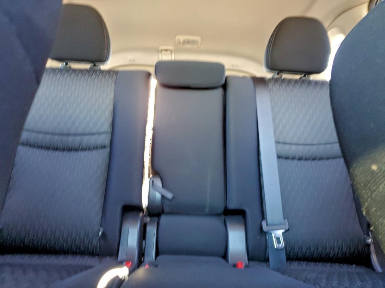 2019 Nissan Rogue S VIN: JN8AT2MT7KW261741 Lot: 95705415