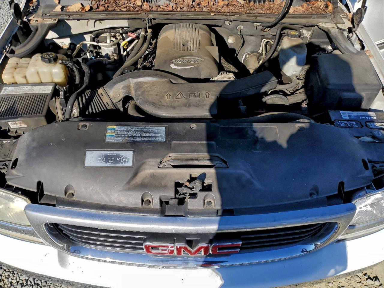 2005 GMC Yukon VIN: 1GKEC13T85J141722 Lot: 97278925