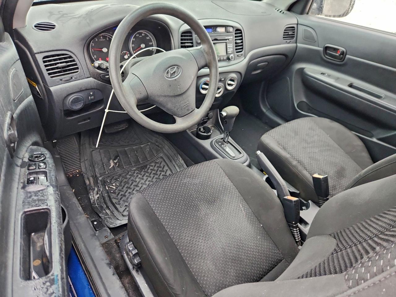 2010 Hyundai Accent Blue VIN: KMHCM3AC5AU170159 Lot: 94248695