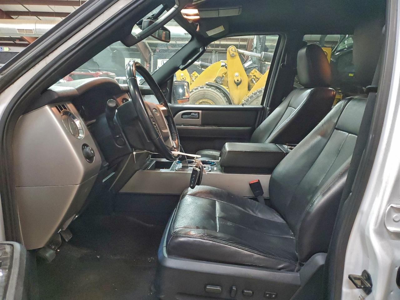 2017 Ford Expedition Limited VIN: 1FMJU2AT8HEA05552 Lot: 96353805