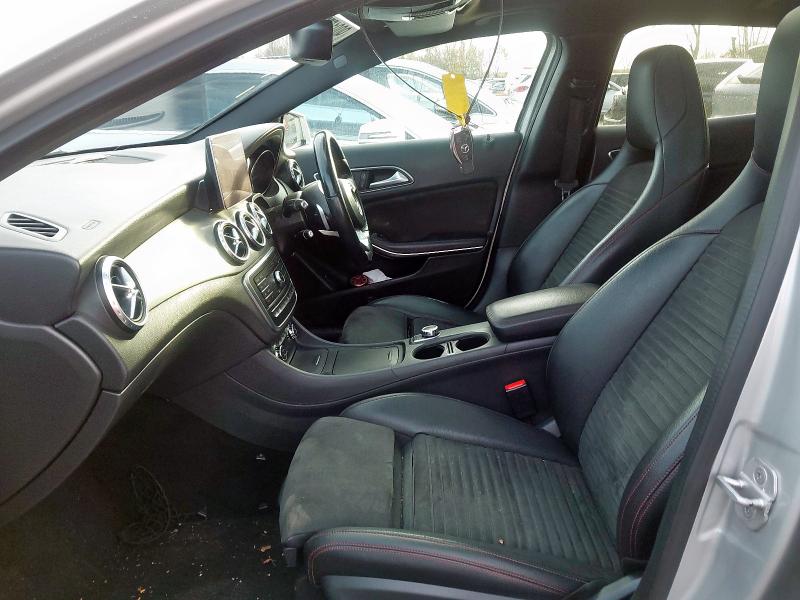 2016 MERCEDES-BENZ GLA GLA 220D 4MATIC AMG LINE 5DR AUTO [PREM PLUS]