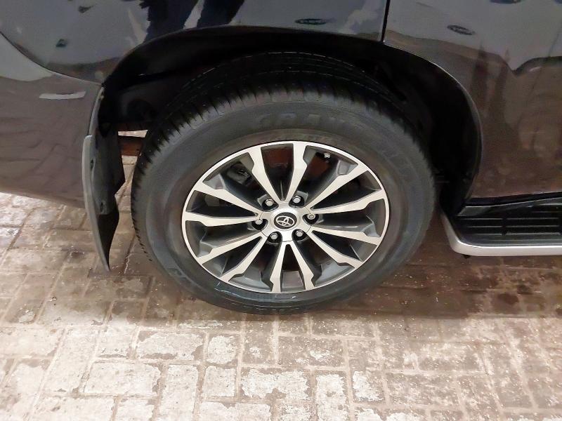 2019 TOYOTA LAND CRUISER 2.8 D-4D INVINCIBLE 5DR AUTO 7 SEATS