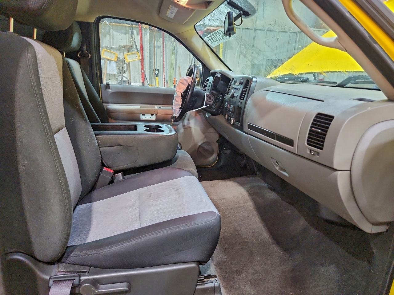 2009 Chevrolet Silverado C1500 VIN: 1GCEC14C99Z265774 Lot: 94270365