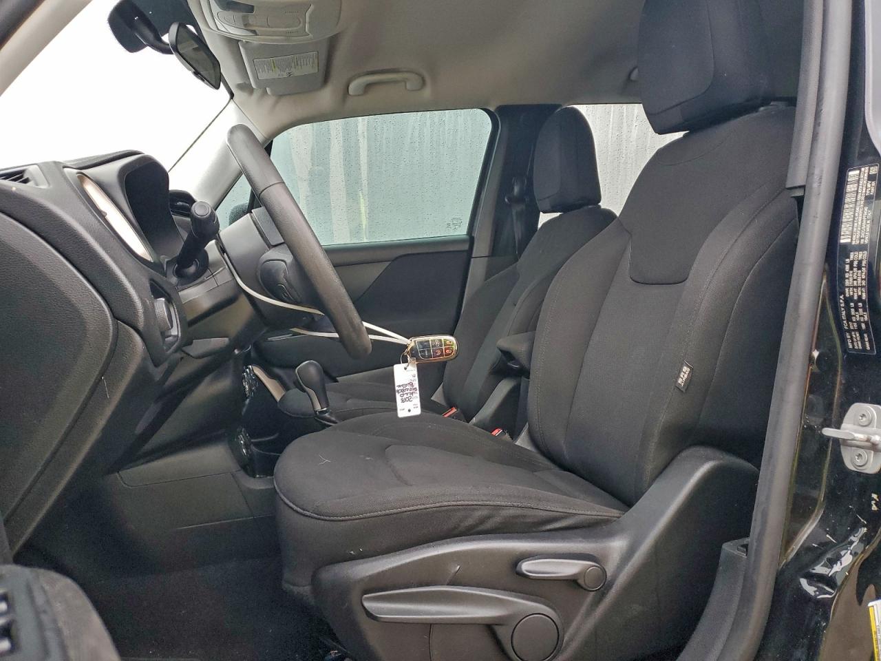 2017 Jeep Renegade Sport VIN: ZACCJBAB4HPF94040 Lot: 94231965