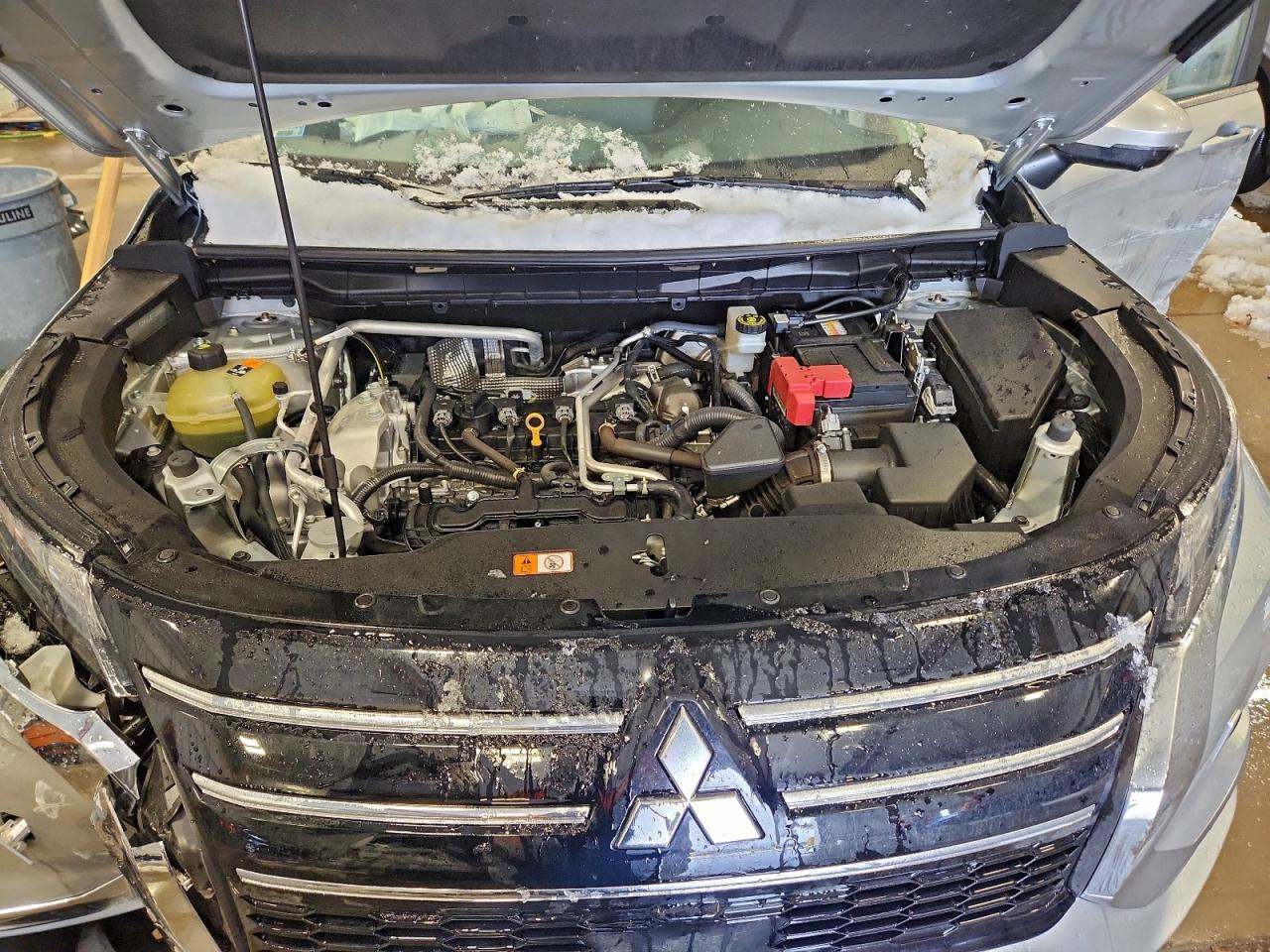 2025 Mitsubishi Outlander Se VIN: JA4J4VA85SZ035085 Lot: 96363865