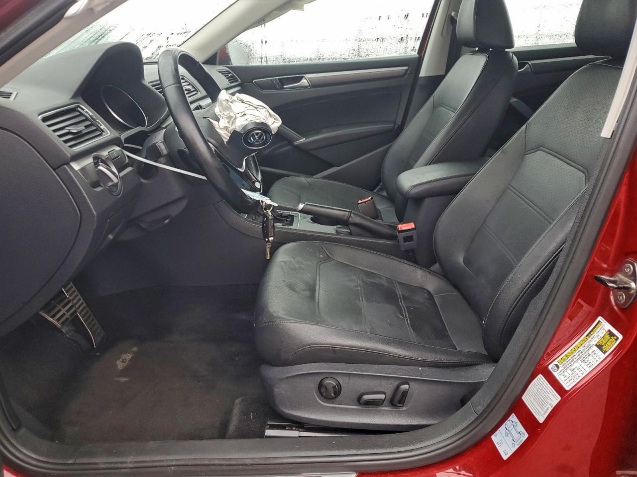 2016 Volkswagen Passat S VIN: 1VWAT7A32GC053866 Lot: 94740365