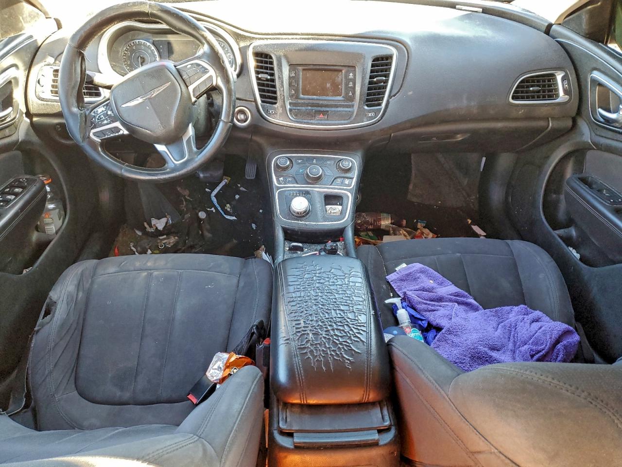 2015 Chrysler 200 Limited VIN: 1C3CCCAB1FN639896 Lot: 94065795