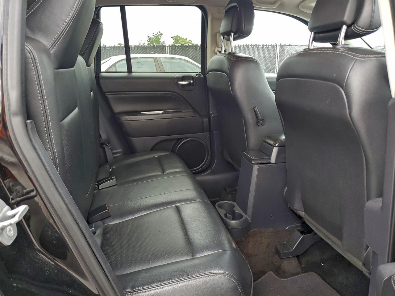 2016 Jeep Compass Latitude VIN: 1C4NJDEB2GD572257 Lot: 94686745