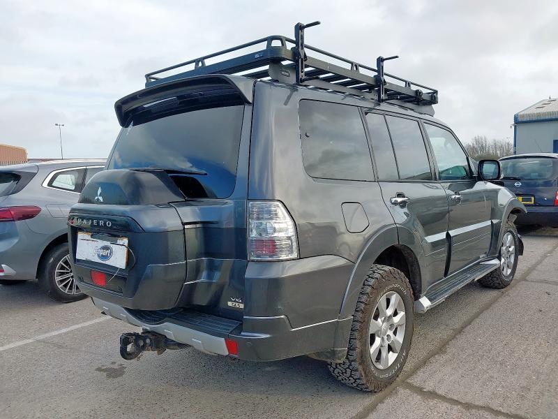 2016 MITSUBISHI CHALLENGER