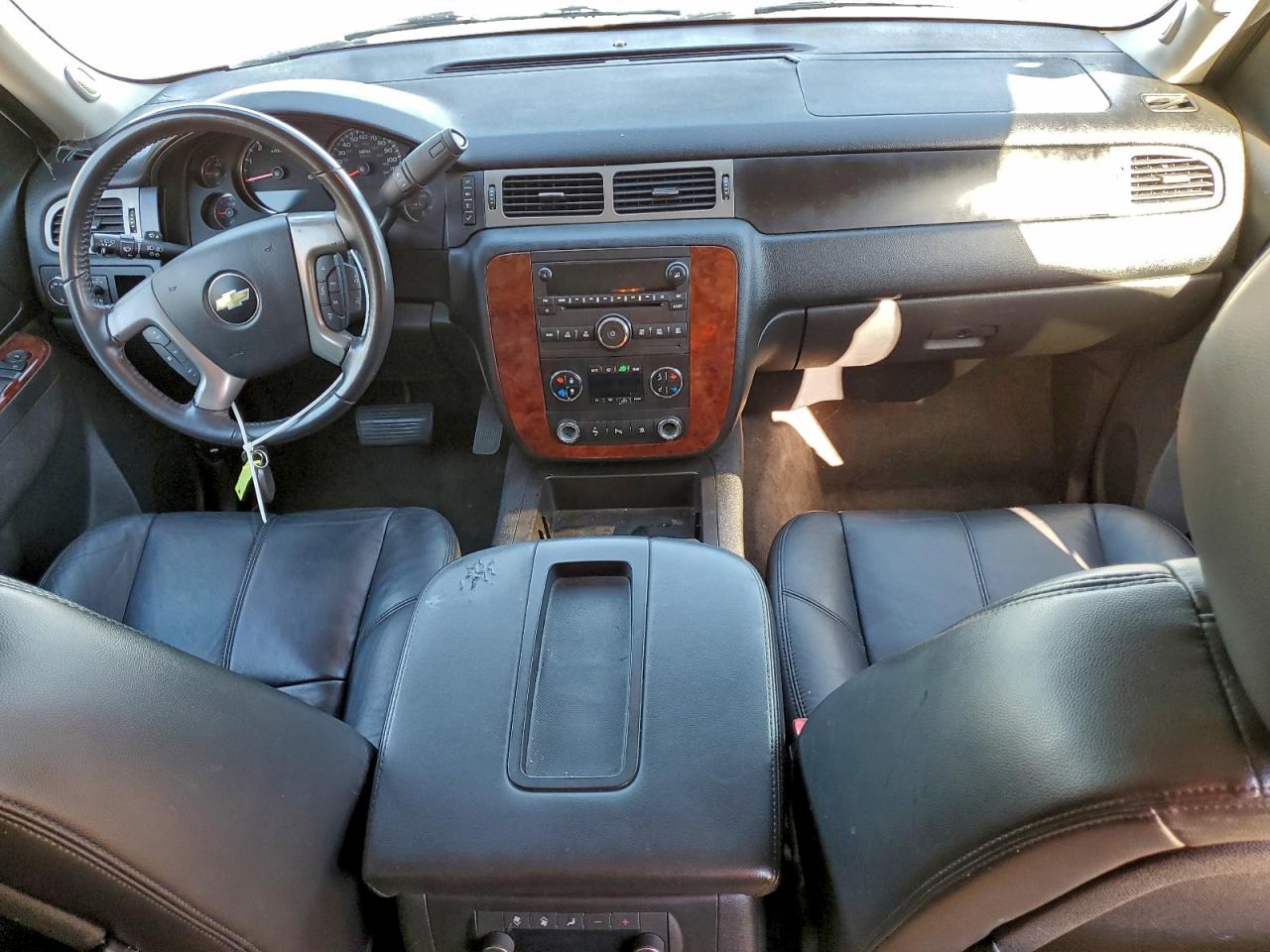 2011 Chevrolet Tahoe C1500 Lt VIN: 1GNSCBE02BR299484 Lot: 94680805