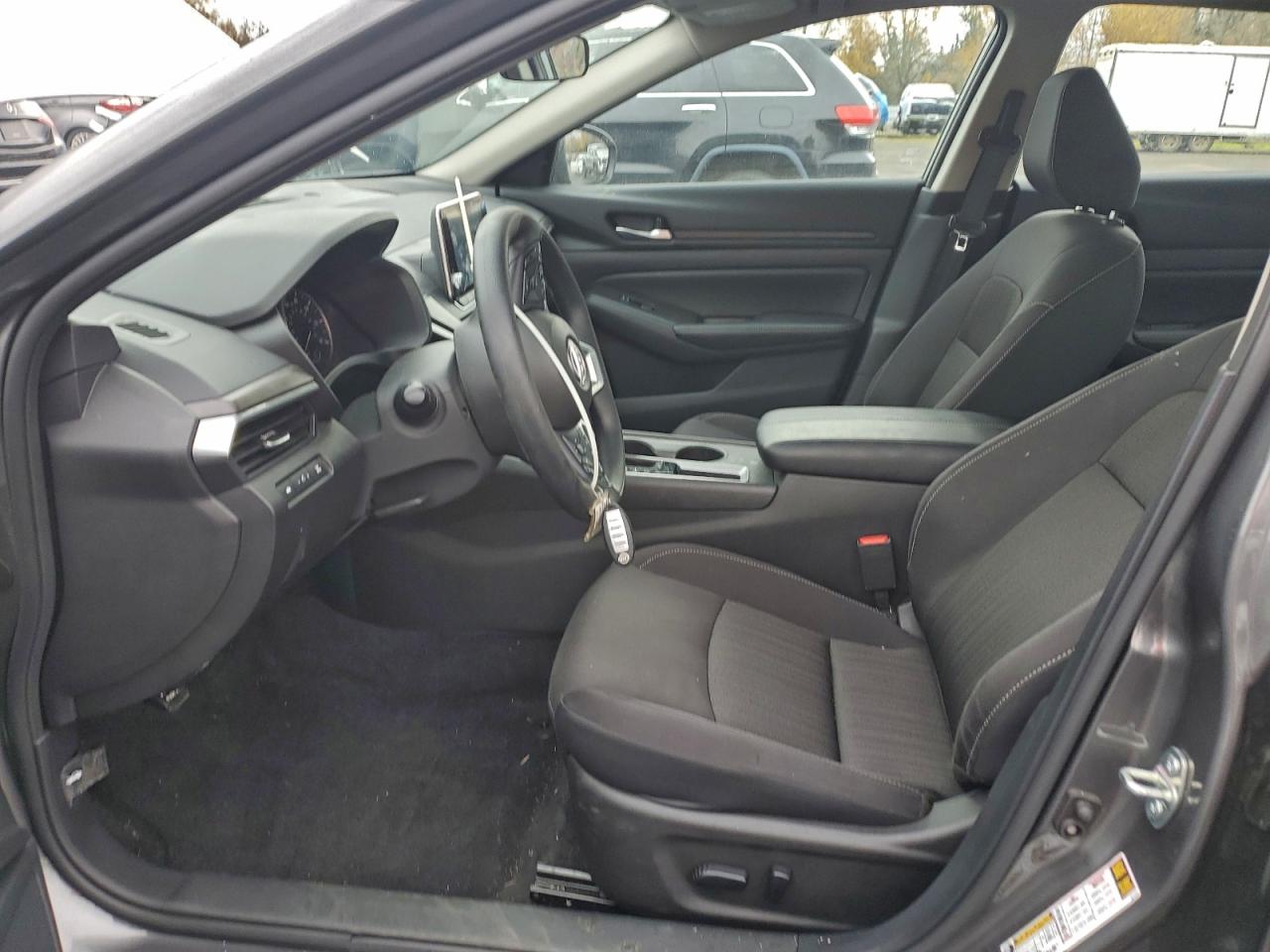 2025 Nissan Altima Sv VIN: 1N4BL4DV3SN381061 Lot: 95477885