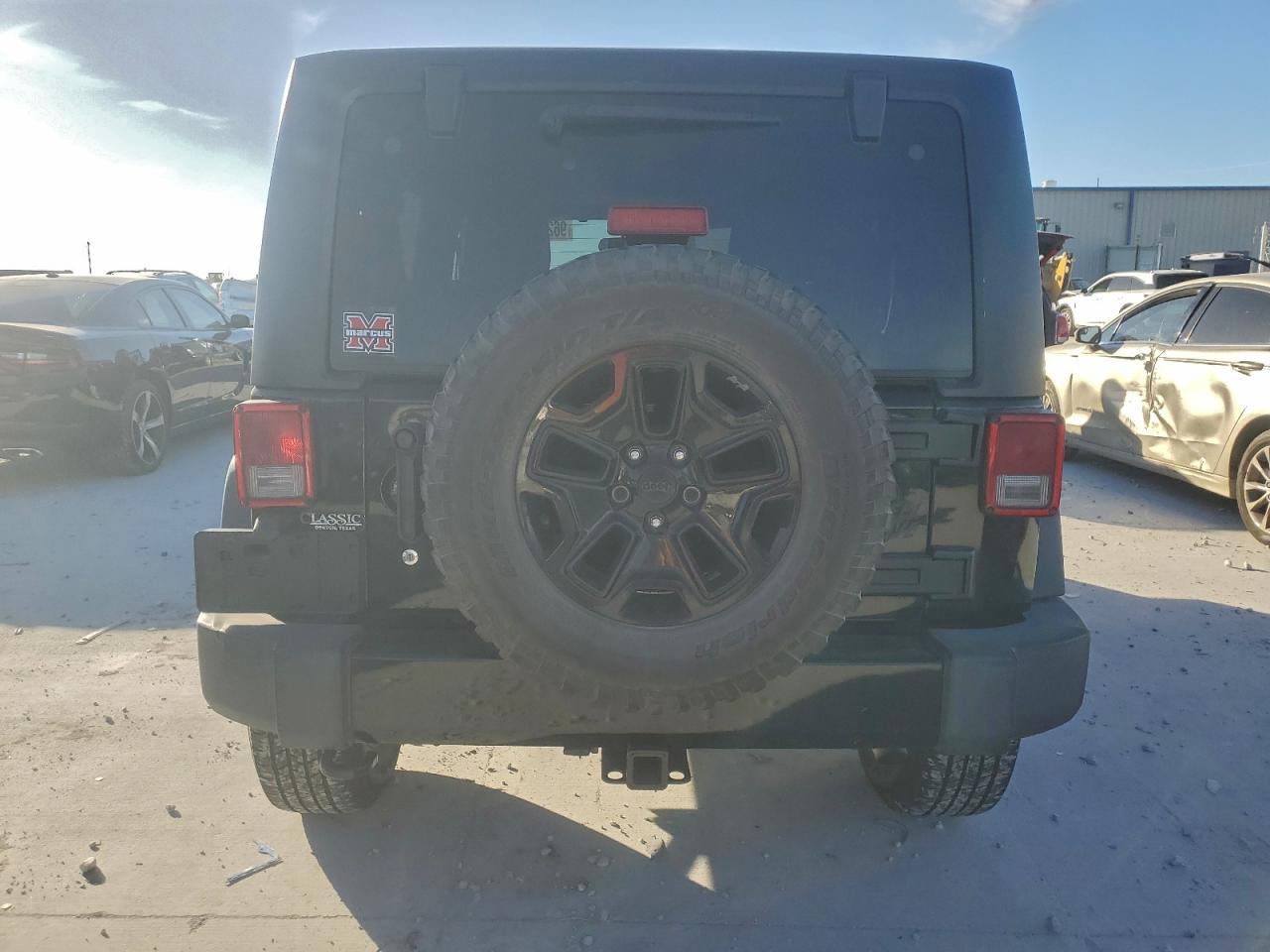 2014 Jeep Wrangler Unlimited Sport VIN: 1C4BJWDG2EL210329 Lot: 96272605